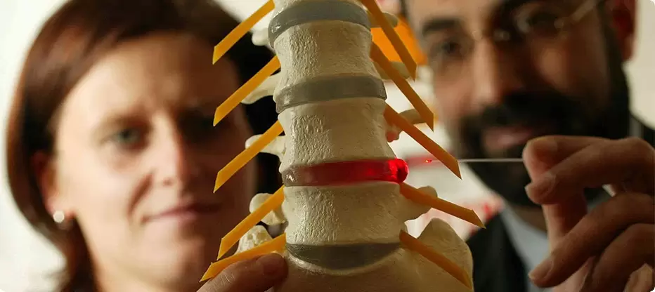 hérnia intervertebral com osteocondrose